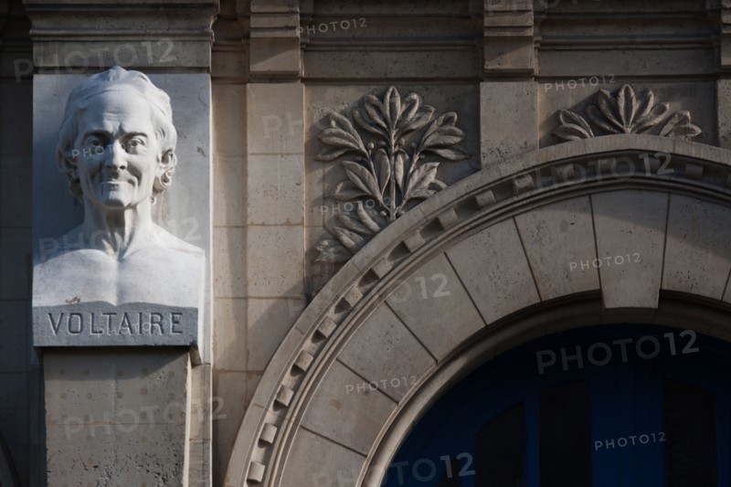 Lycée Voltaire, Paris