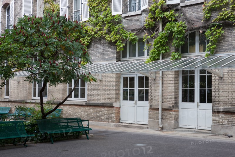 Lycée Victor Hugo, Paris