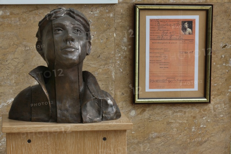 Hall du Lycée Hélène Boucher, Paris