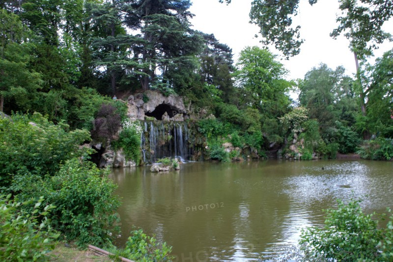 Bois De Boulogne, La Grande Cascade