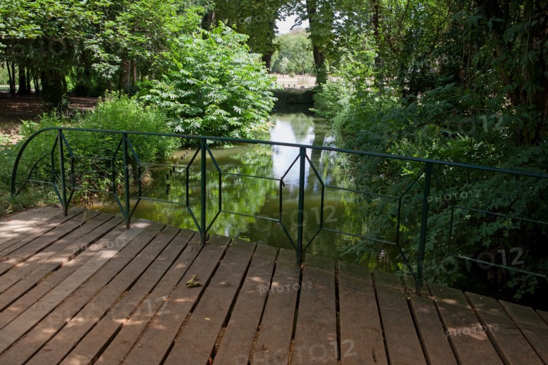 Etang De Suresnes, Ruisseau Pres De L'Hippodrome De Longchamp