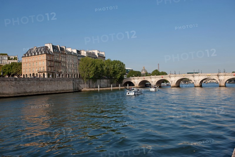 Quai De L'Horloge, Et Pont Neuf