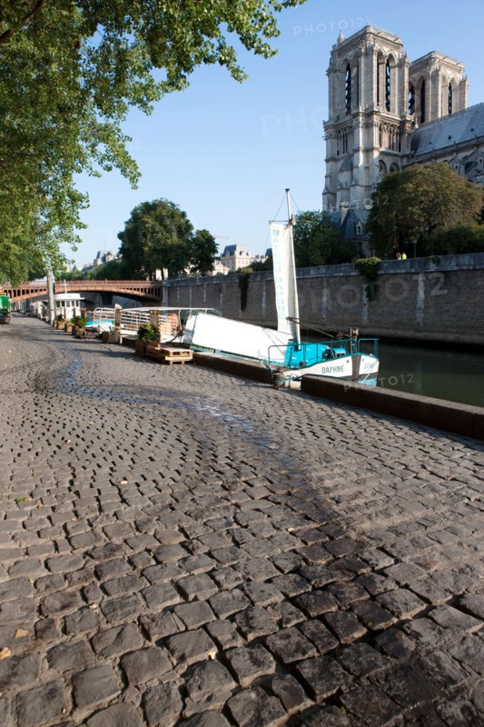 Quai De La Tournelle, Rive Gauche