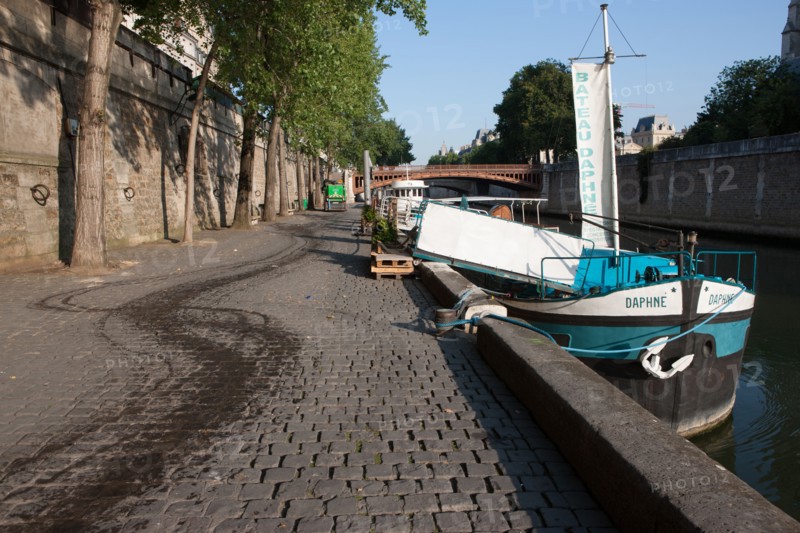 Quai De La Tournelle, Rive Gauche