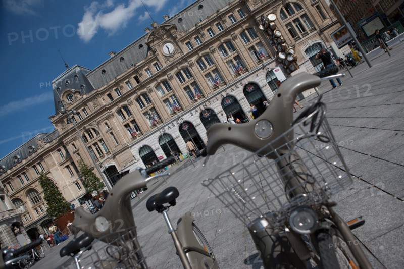 Gare Saint Lazare, Cour Du Havre
