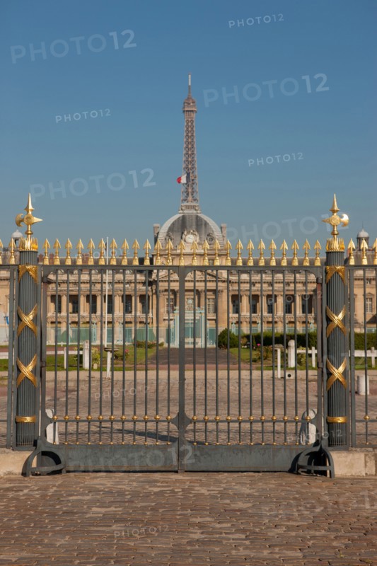 Place  De Fontenoy, avenue De Lowendal