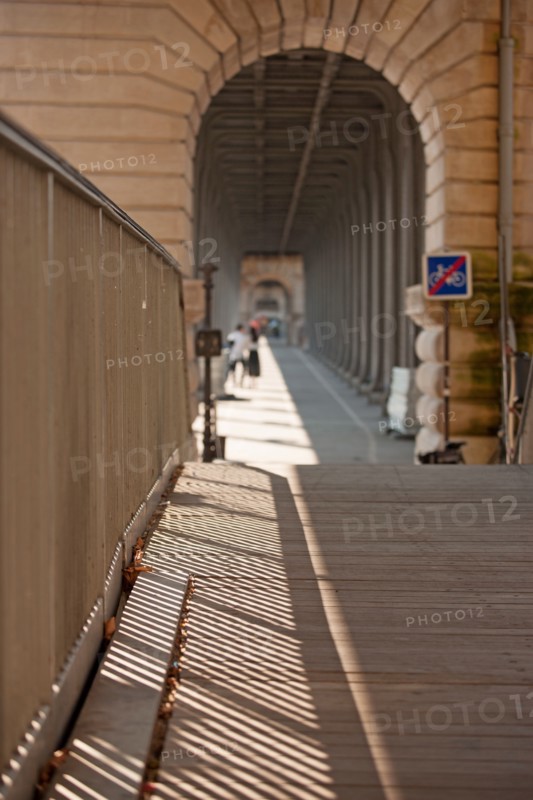 Seine, Viaduc De Passy Et Pont De Bir Hakeim