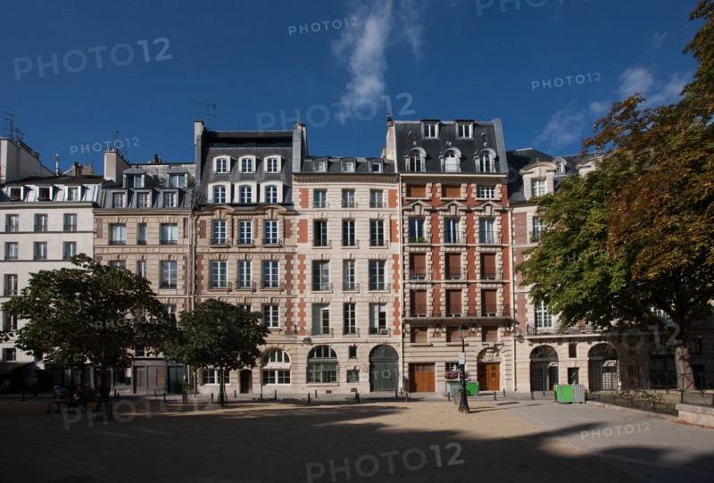 Ile de la Cité, Place Dauphine