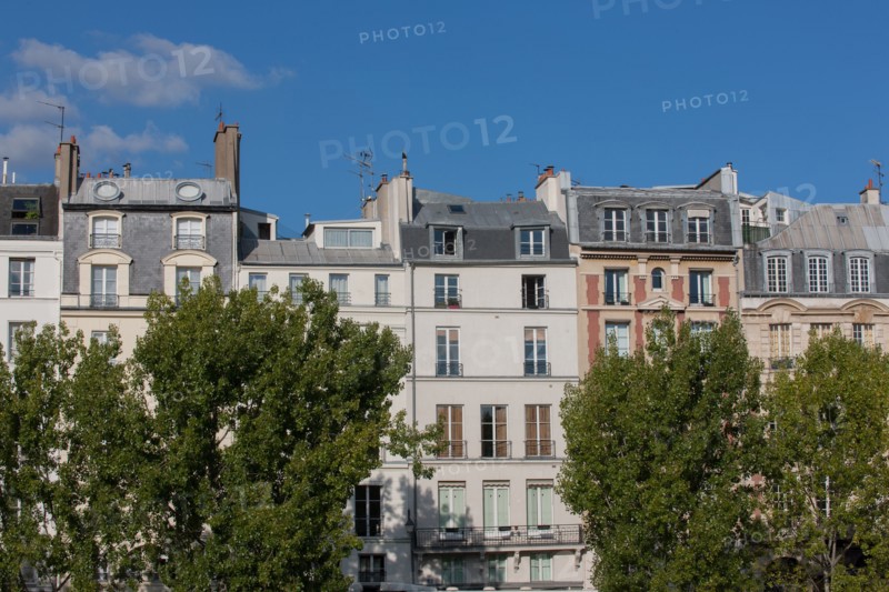 Ile de la Cité, Quai Des Orfevres Depuis Le Quai Des Grands Augustins