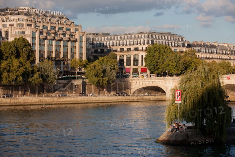 Ile De La Cite,Square Du Vert Galant