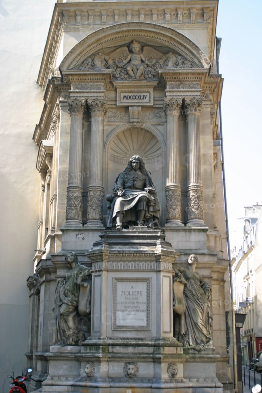 Rue De Richelieu, Statue of Moliere