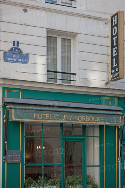Rue Victor Cousin, Hôtel Cluny Sorbonne