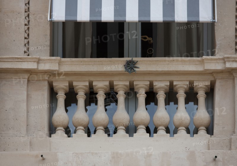 Jardins du Palais Royal, Pavillons De La Galerie Beaujolais