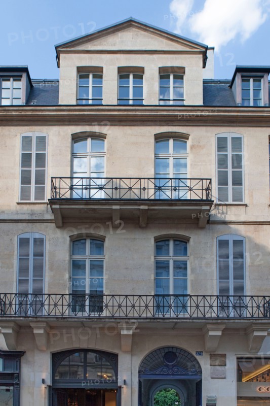1e Arrondissement, 374 rue Saint-Honoré