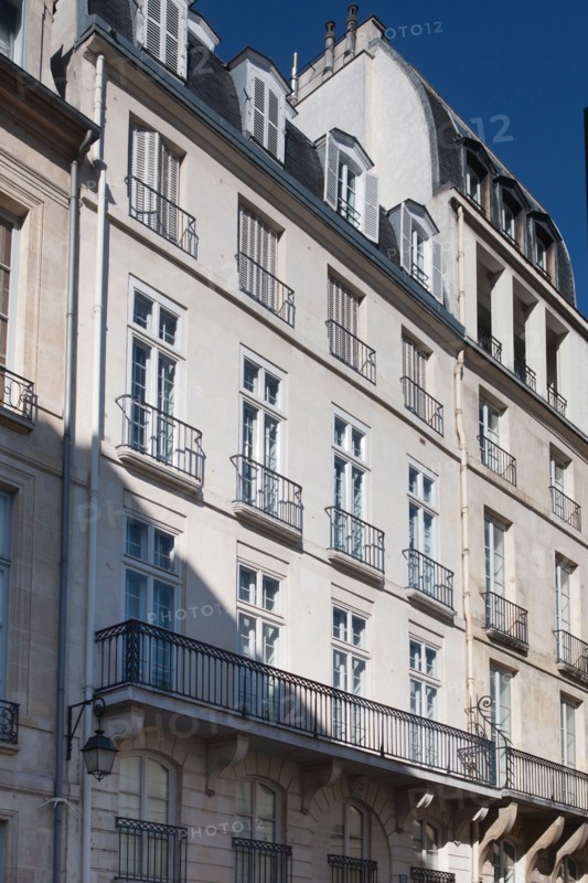 15 Quai de Conti, Patrick Modiano y vécut Son Enfance