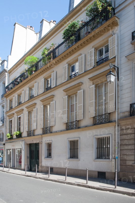 9 rue du Cherche-Midi, Roger Martin Du Gard y vécut