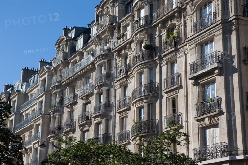 Avenue Charles Floquet in Paris