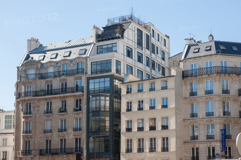 Rue Du Faubourg Saint-Honoré in Paris