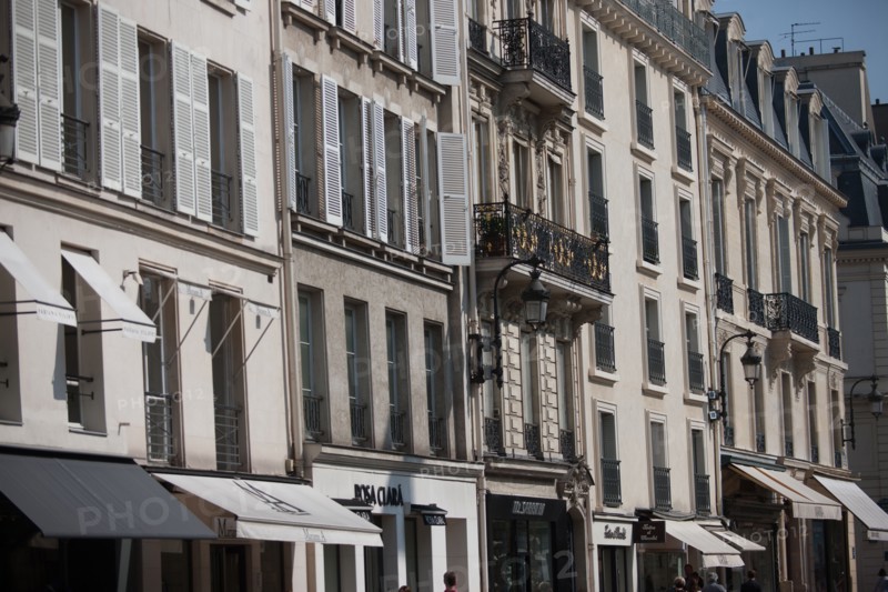 Buildings opposite the Elysée