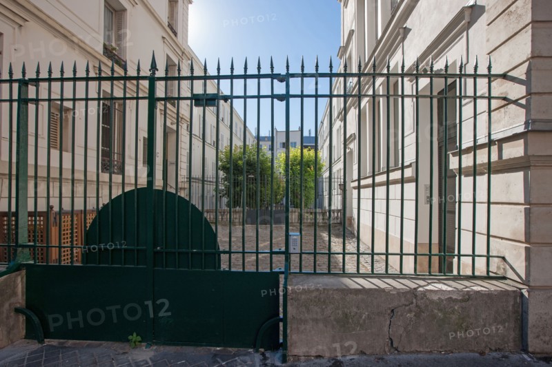 8e Arrondissement, 1Rue Lord Byron