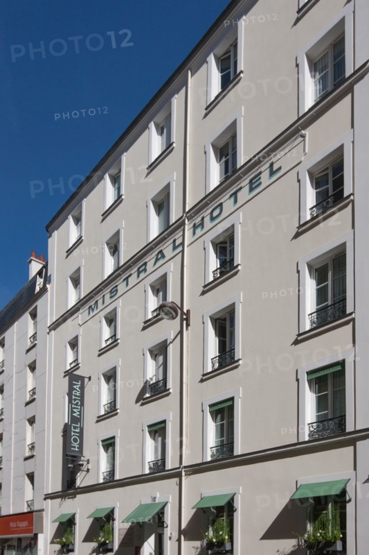 24 rue Cels, Hôtel Mistral où vécurent Sartre et Beauvoir
