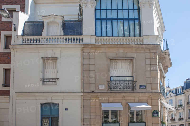 2 rue Fortuny, Angle Avec La Ru De Prony