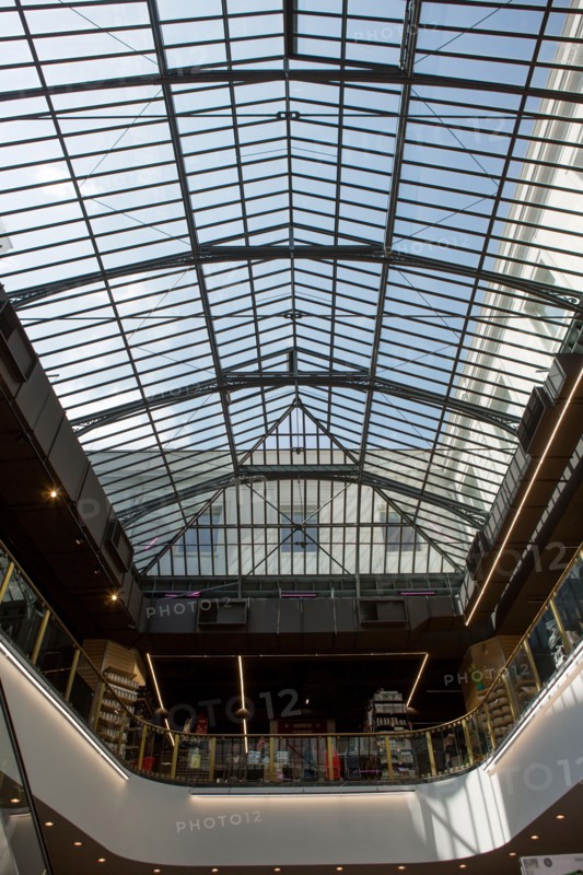 Lyon, Maxi Bazar