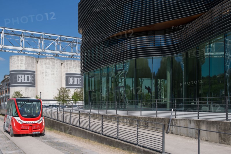 Lyon, quartier Confluence, navette autonome Navly