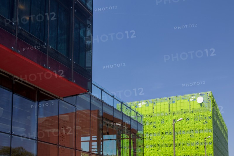 Lyon, Immeuble "Le Cube Vert" dans le quartier Confluence
