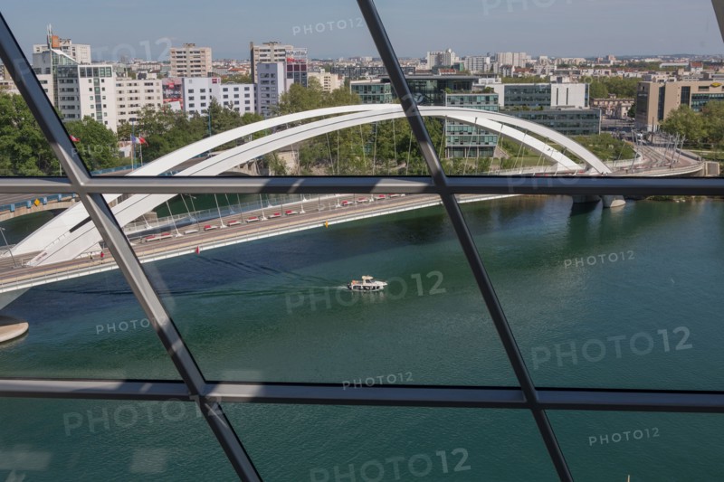 Lyon, Pont Raymond Barre vu depuis le musée des Confluences
