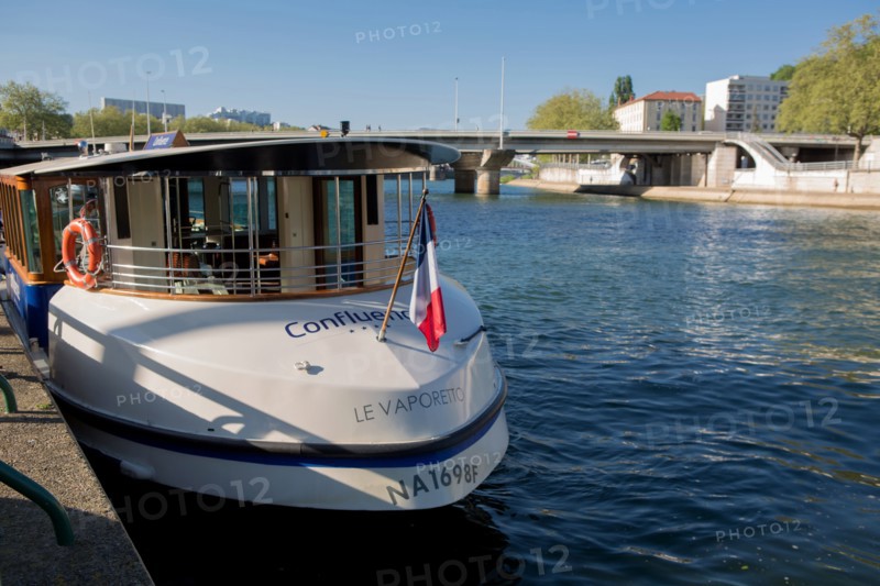 Lyon, vaporetto Confluence
