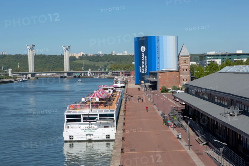 Rouen, Panorama XXL et anciens docks réhabilités