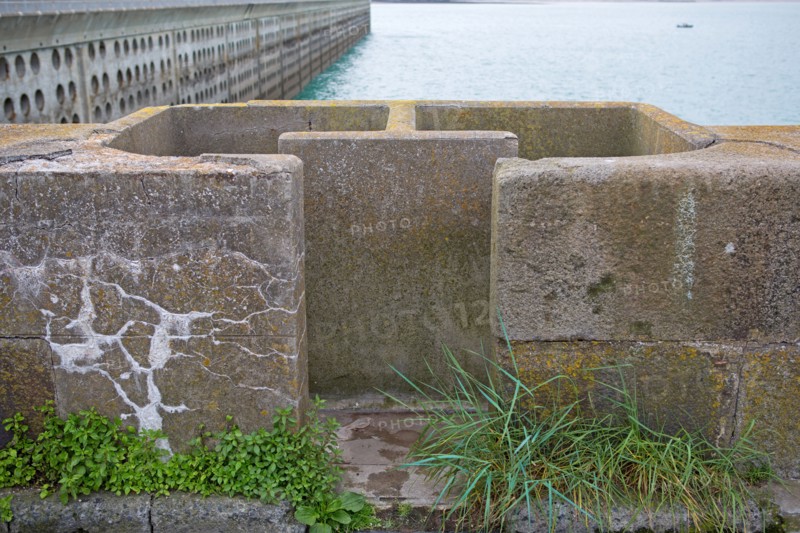 Port de Granville, détail de la digue