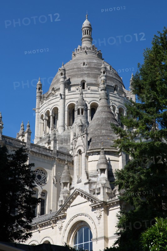 Basilique Sainte-Thérèse de Lisieux