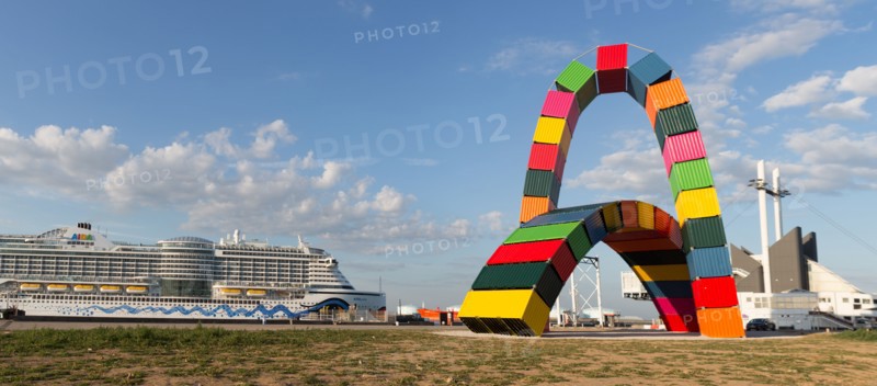 Le Havre, Catène de conteneurs, œuvre de Vincent Ganivet