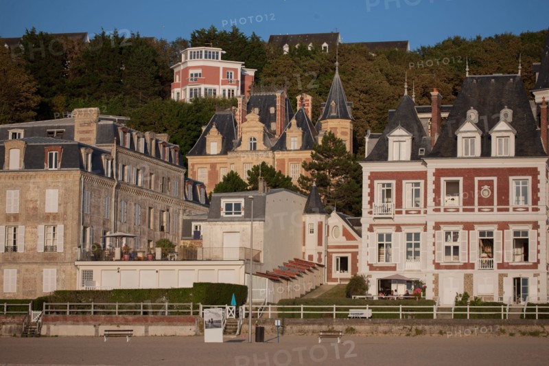 Trouville sur Mer, villas du front de mer