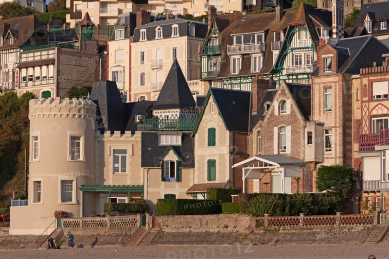 Trouville sur Mer, villas du front de mer
