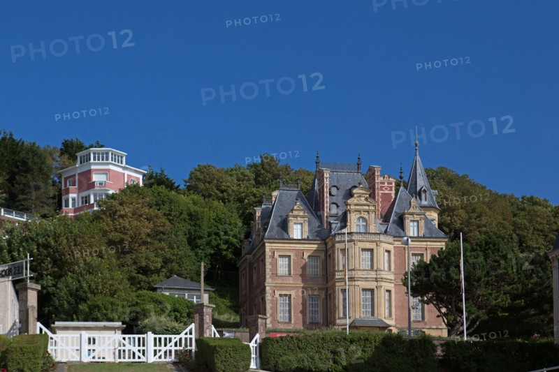 Trouville sur Mer, villas du front de mer