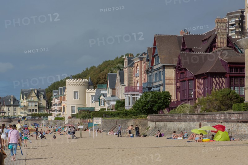 Trouville sur Mer, villas du front de mer