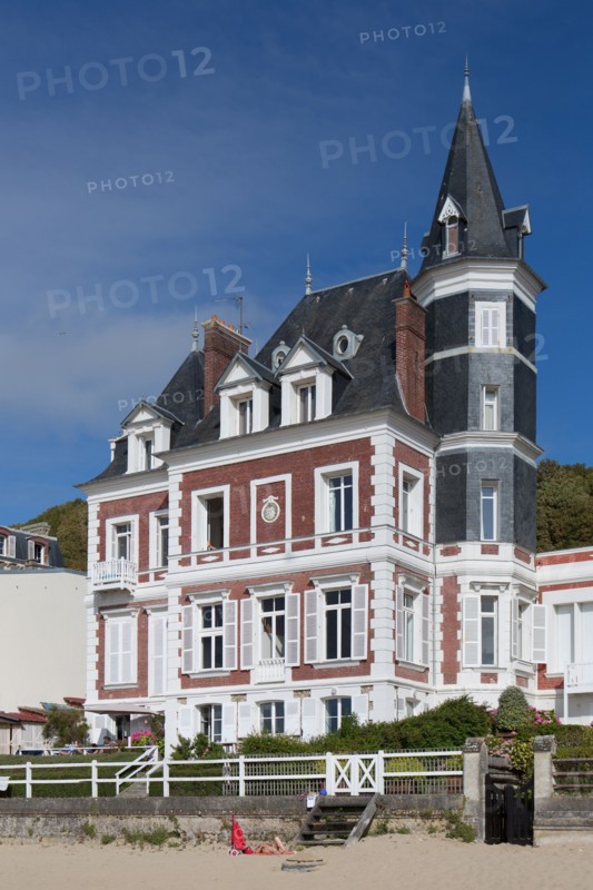 Trouville sur Mer, villas du front de mer