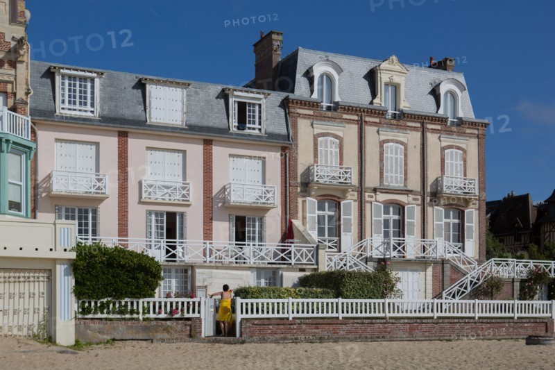 Trouville sur Mer, villas du front de mer