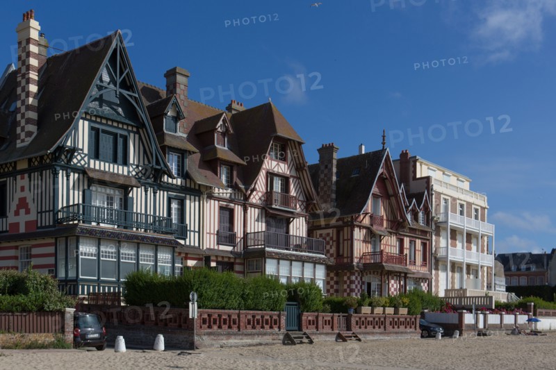 Trouville sur Mer, villas du front de mer