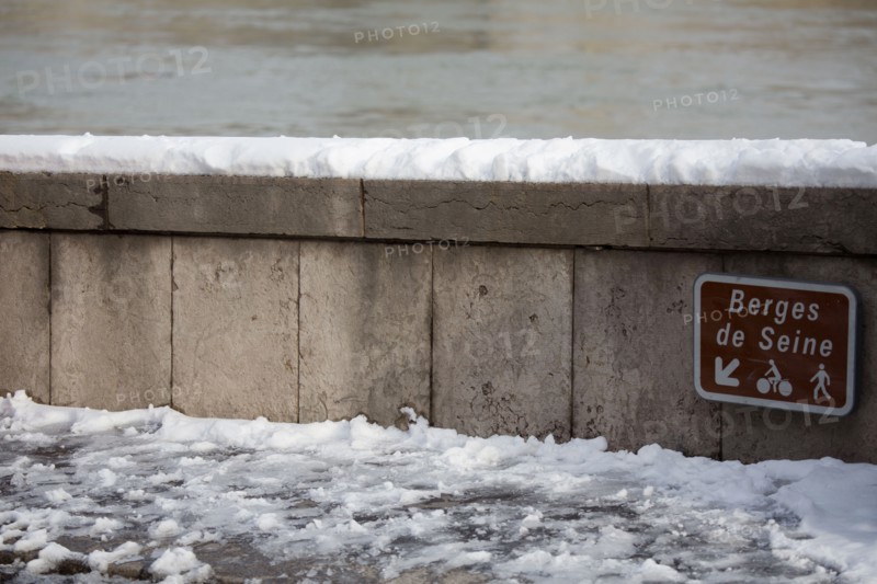Paris under the snow, February 2018