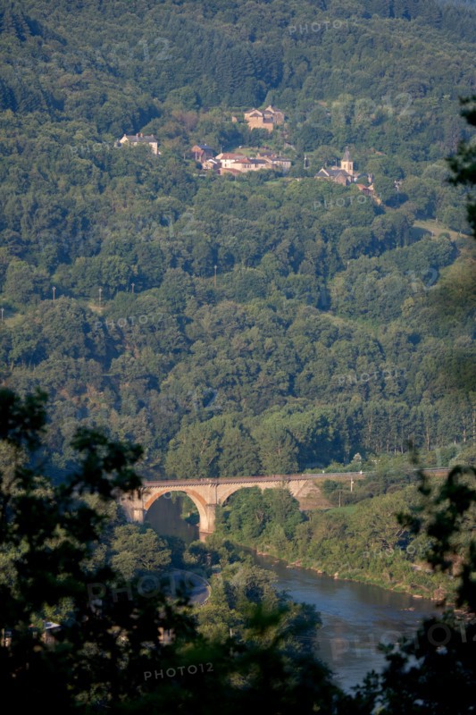 Regional nature park of Grands Causses, Connac bridge