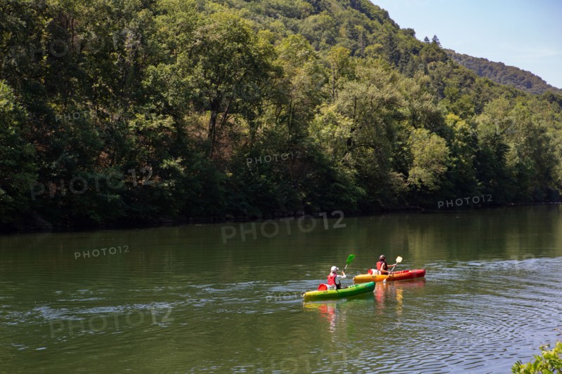 Kayaking on the Tarn river