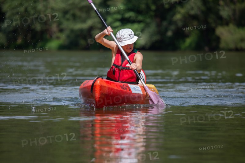 Kayaking on the Tarn river