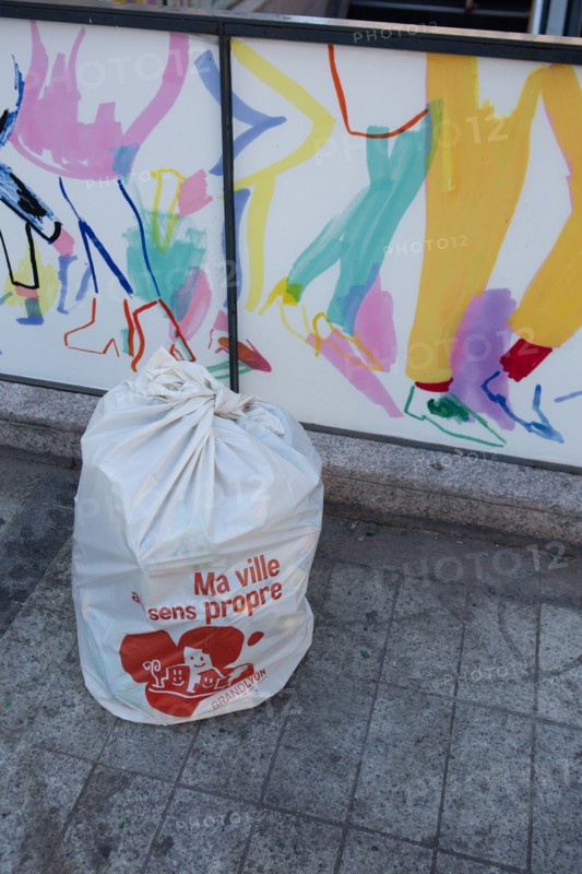 Lyon, garbage