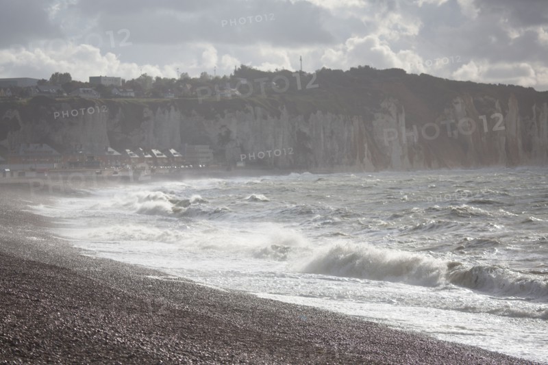 Dieppe, tempête sur la plage