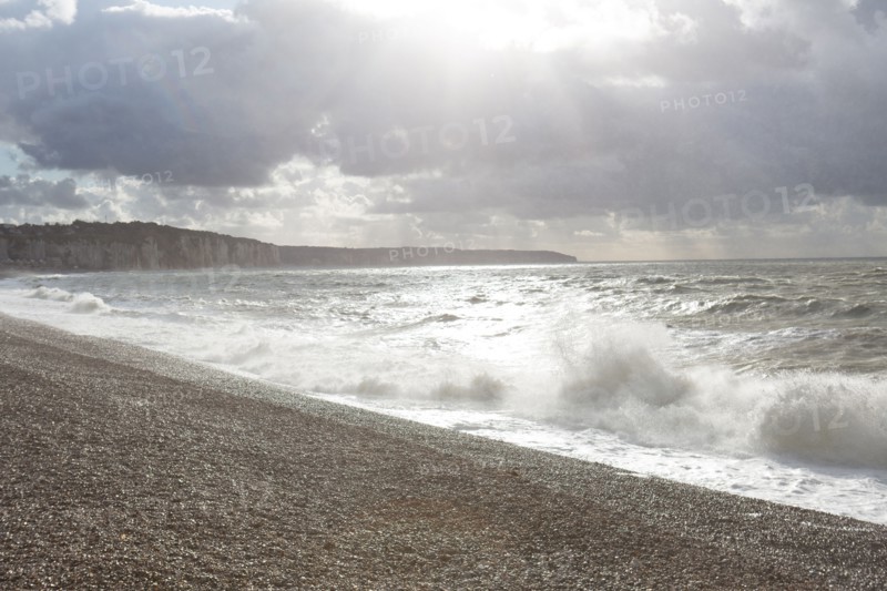 Dieppe, tempête sur la plage