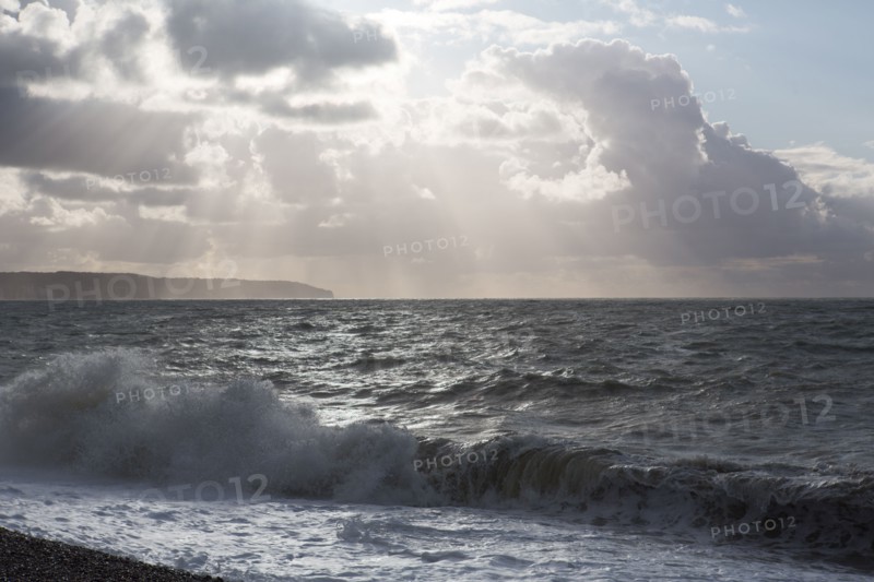 Dieppe, tempête sur la plage